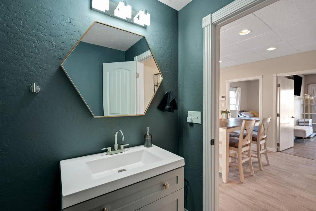Mountain View 3bd Retreat In Epic Location