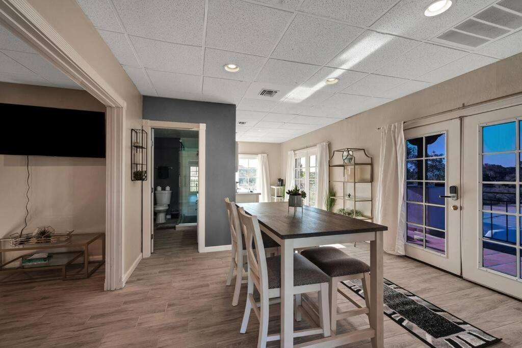 Mountain View 3bd Retreat In Epic Location
